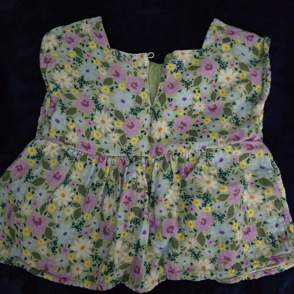 Cat & Jack Green Floral Tank and Shorts Set